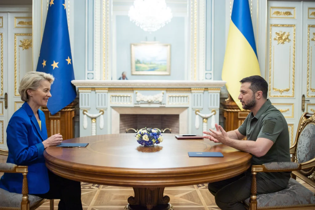 Урсула фон дер Ляєн та Володимир Зеленський на зустрічі в Києві щодо дронової угоди ЄС та України